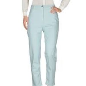 Gloria Vanderbilt belt loops woman pants